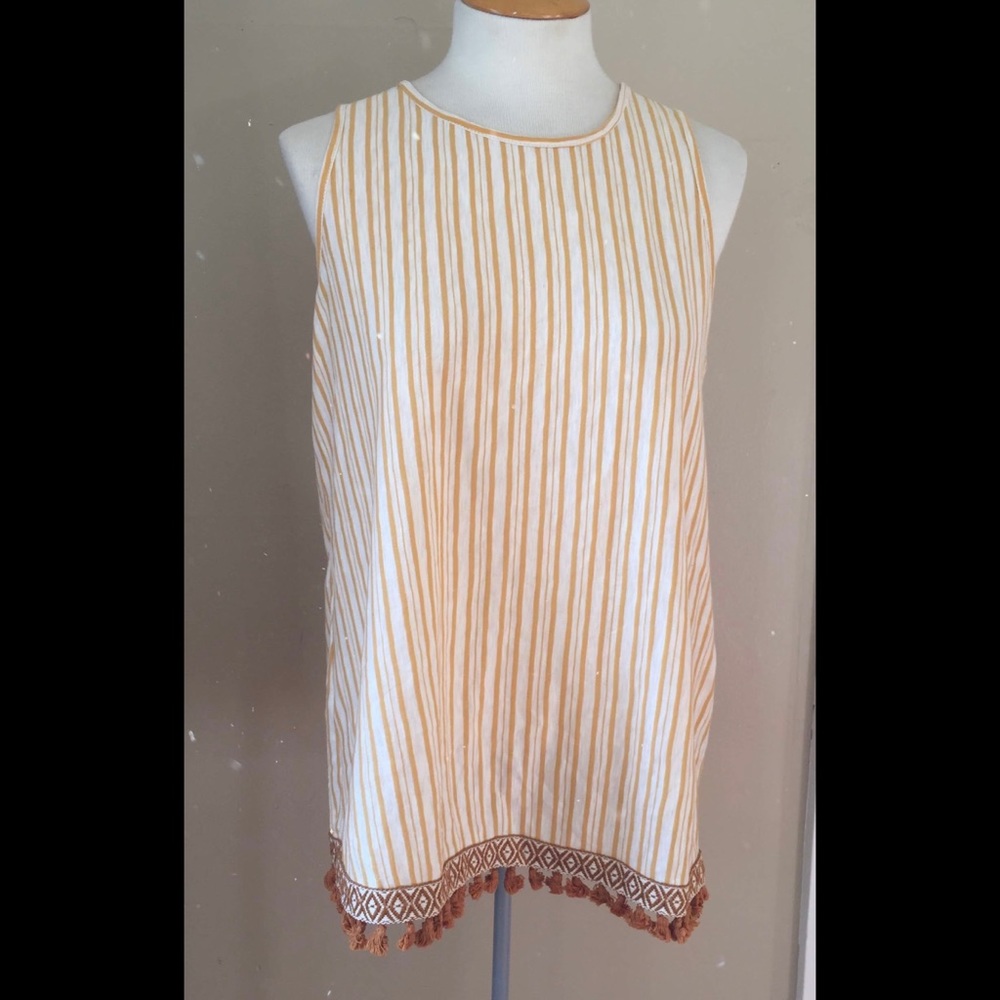 3/$30 Sleeveless tunic with tassel trim